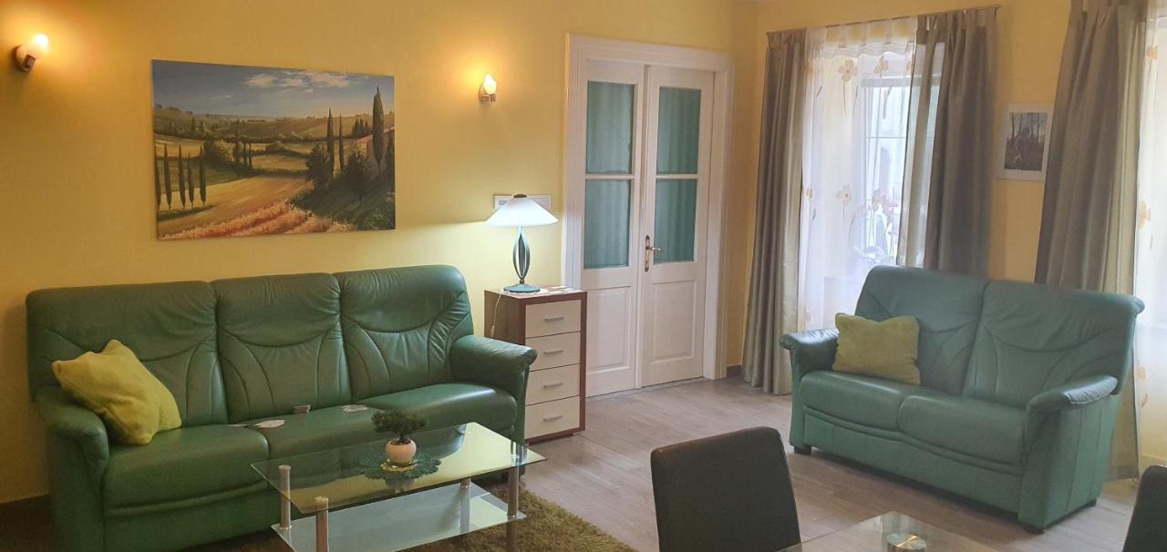 Apartment Thomas Vipava Buitenkant foto